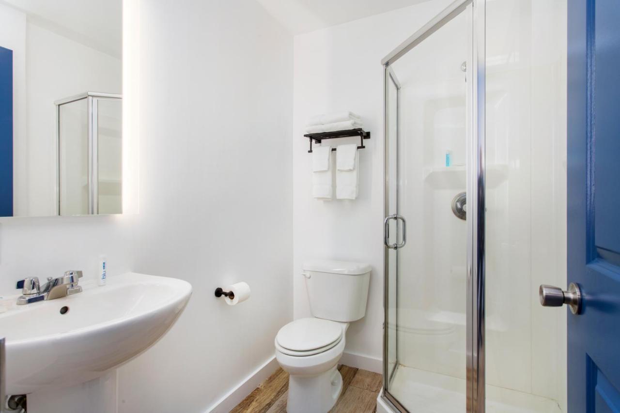 Grove Hotel Cherry Grove Bagian luar foto