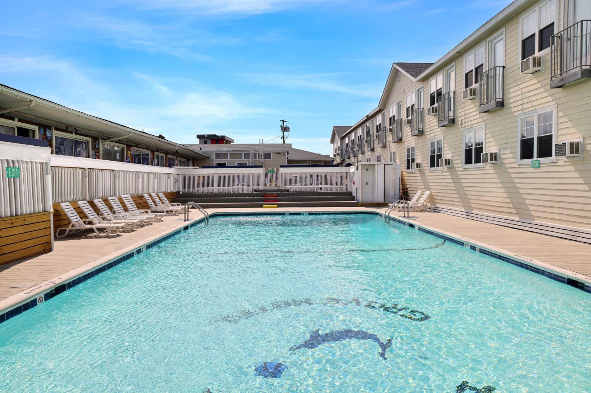 Grove Hotel Cherry Grove Bagian luar foto